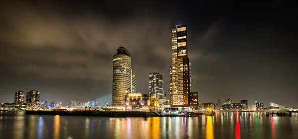 Panorama Rotterdamu v noci hdr 2. — Stock fotografie