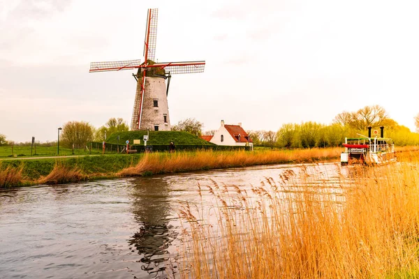 Old Boat River Windmill Sunset Damme Town Belgium — Stock Photo, Image