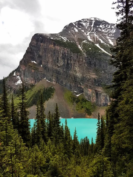 Vista Superior Sobre Lago Louise Por Dia Chuvoso Canadá — Fotografia de Stock