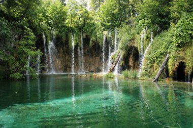 Waterfalls and lakes in plitvice parc in Croatia