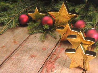 Noel kartı - 3d yıldız ve köknar antika arka plan üzerinde