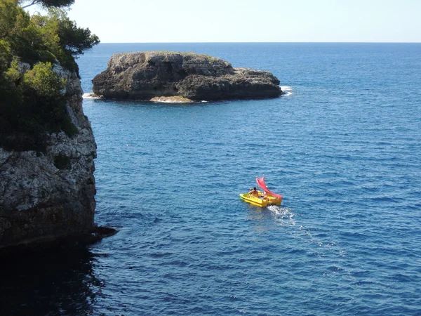 Paddleboat φιλόδοξο ταξίδι — Φωτογραφία Αρχείου