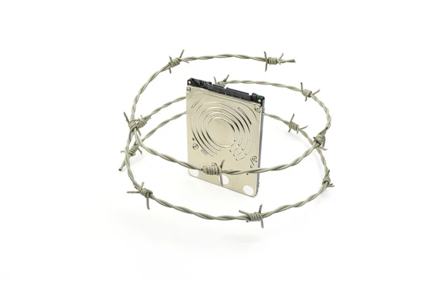 Harddisk barbwire - illüstrasyon veri güvenlik kavramının arkasında — Stok fotoğraf