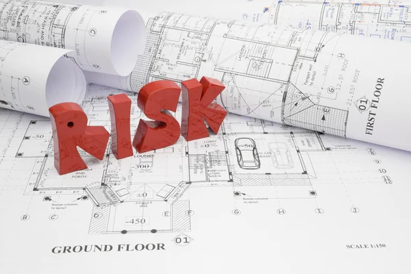 Planos y riesgos en el proyecto de construcción —  Fotos de Stock