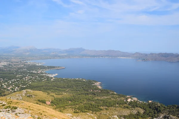 A túraútvonal közelében Alcudia, Mallorca Pollensa-öböl — Stock Fotó