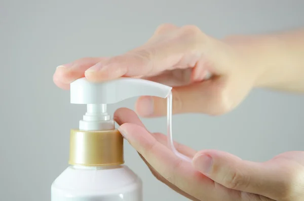 Liquid Soap on the hand — Stock Photo, Image
