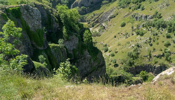 Olhando Para Baixo Penhasco Enfrenta Borda Cheddar Gorge Somerset — Fotografia de Stock