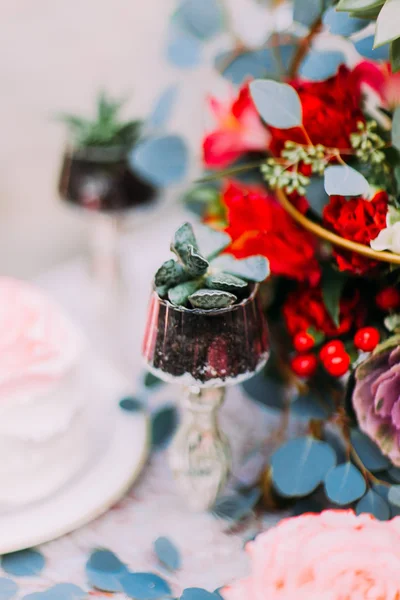 Detalhes da decoração da mesa de casamento de perto — Fotografia de Stock