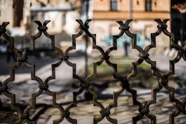 Çit Paris şehri yakın çekim eski siyah dövme