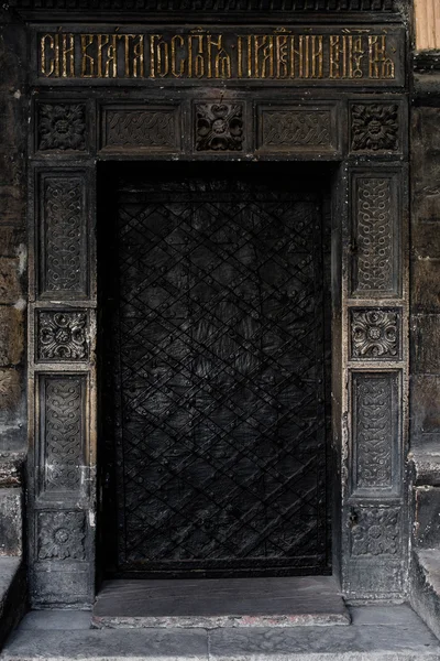 Old massive austrian doors of 19 century — Stock Photo, Image