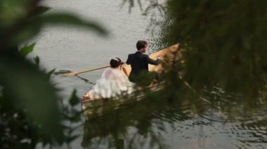 Damat ve gelin Kano. Paris'te Gölü