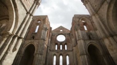 Whitby Abbey İngiltere'de North Yorkshire'deki / daki iç duvarlarına mahvetti. İngiliz Heritage.