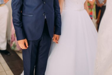 Şık gelin ve damat düğünlerinde elele