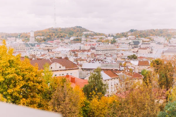 Panoramic view of Lviv old city, Ukraine from citadel park hills — Stock Photo, Image