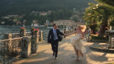 Gelin ve damat iskele çalışan