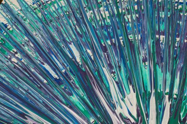 Zümrüt, mavi, beyaz sprey boya su sıçramalarına üzerinde cardboar