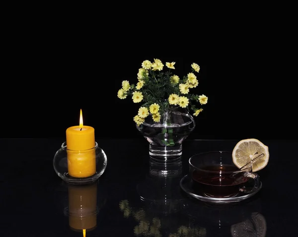 Bodegón té a la luz de las velas — Foto de Stock