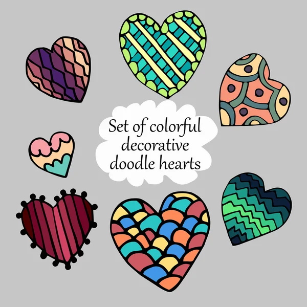 Sada doodle barevné dekorativní srdce vektorové ilustrace. — Stockový vektor
