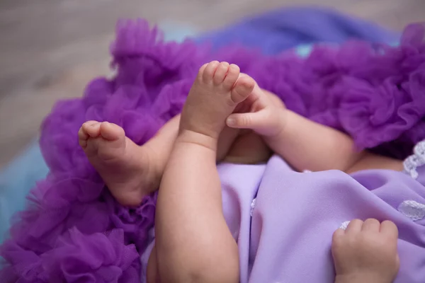 Baby legs newborn — Stock Photo, Image