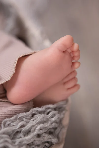 Legs sleeping baby — Stock Photo, Image