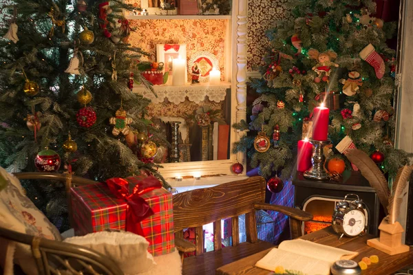 Christmas decoration with fireplace — Stock Photo, Image