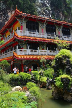 Sam Poh Tong mağara Tapınağı, Malezya