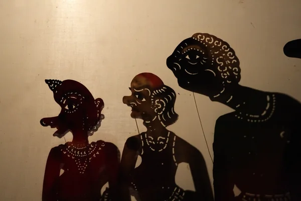 Wayang Kulit (Shadow Puppet Show), Kelantan, Малайзия — стоковое фото