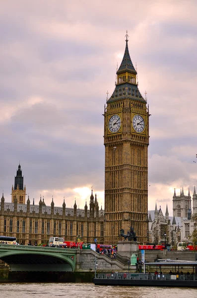 Gran ben y las casas del parlamento, Londres, Reino Unido —  Fotos de Stock