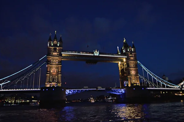 Tower Bridge in Londen, Verenigd Koninkrijk — Stockfoto