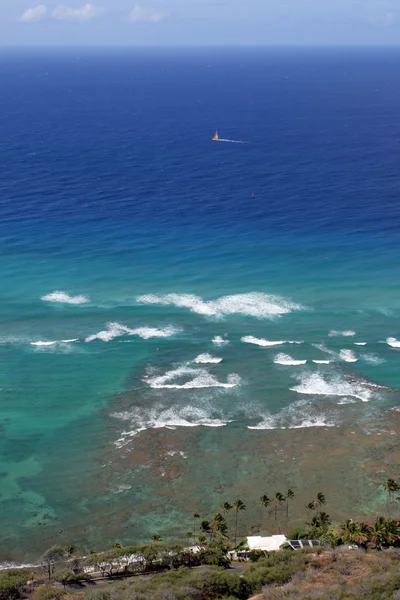 ワイキキ ビーチやホノルル、オアフ島、ハワイ — ストック写真