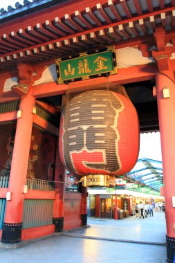 Kaminarimon kapı (gök kapısı), Senso-ji Tapınağı, Tokyo, Japonya