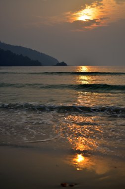 Langkawi 99 tropik adalara yarımada Malezya kuzeybatı kıyıları yatan bir grup oluşur.