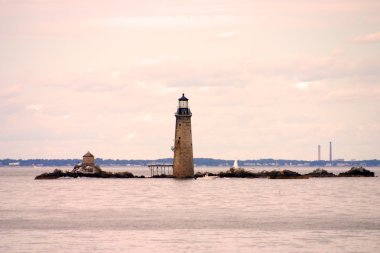New England'ın en eski deniz feneri Boston Harbor deniz feneri olduğunu.
