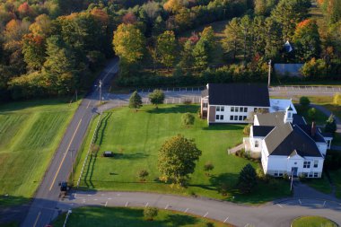 Vermont kırsal üzerinde yüzen bir sıcak hava balonu bir havadan görünümü