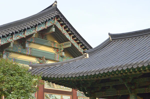 在韩国首尔奉恩寺佛教寺庙 — 图库照片