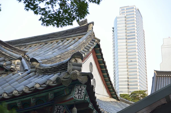 Bongeunsa buddhistiska tempel i Seoul, South Korea — Stockfoto