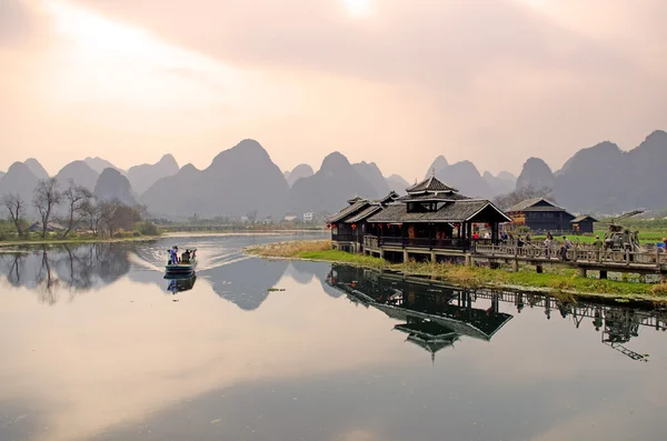 Yangshuo Guilin, Çin 'de manzara