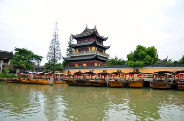 eski köy tarafından nehirde tekne ile shanghai