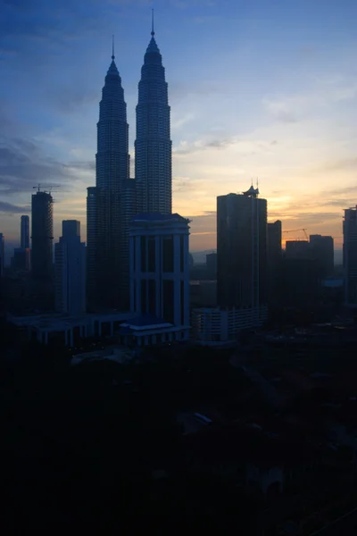 Petronas Twin Towers a Kuala Lumpur, Malesia . — Foto Stock