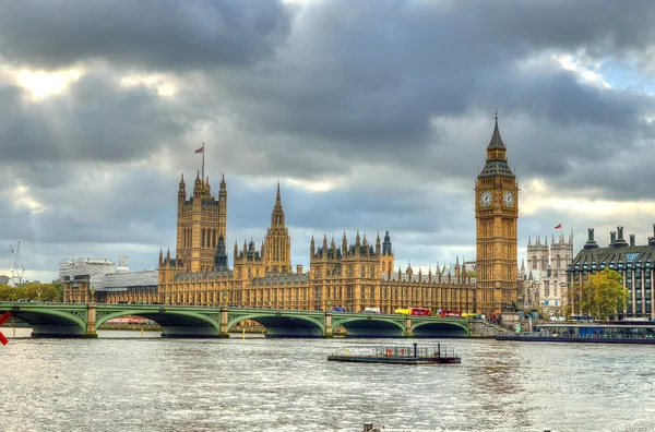 Nagy Ben és házak parlament, London, Egyesült Királyság — Stock Fotó