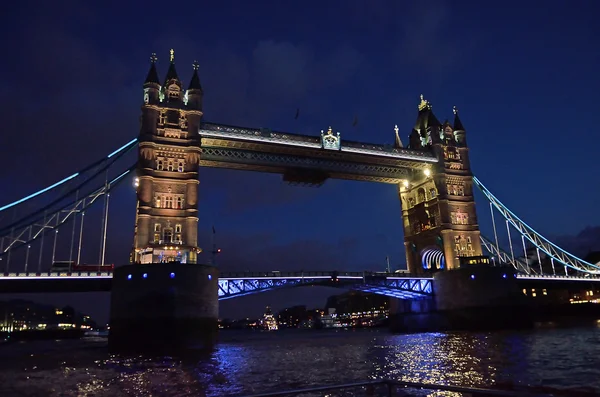 Tower Bridge en Londres, Reino Unido —  Fotos de Stock