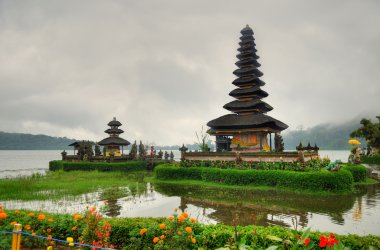 Pura ulun danu bratan, hindu Tapınağı bratan Gölü, bali, Endonezya