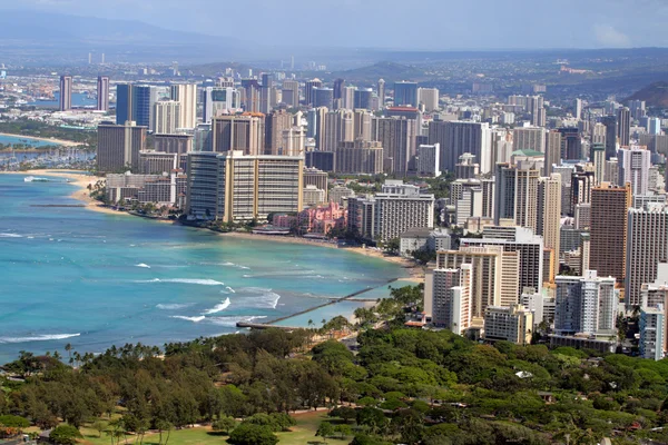 La playa de Waikiki, Honolulu, Oahu, Hawaii — Foto de Stock