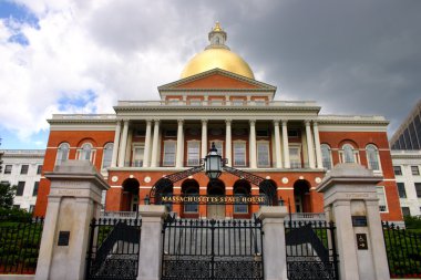 Massachusetts eyalet evi