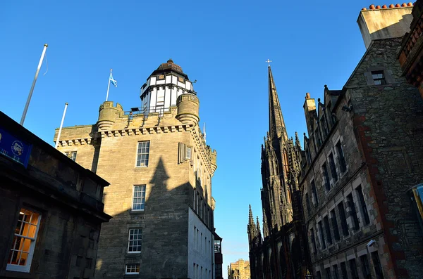 Edinburgh, İskoçya, U
