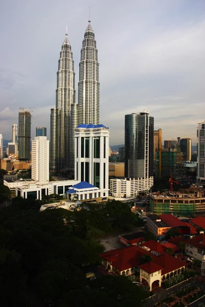 Petronas twin towers i kuala lumpur, malaysia. — Stockfoto