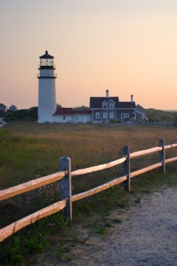 Yarış nokta ışık Cape Cod, Massachusett üzerinde tarihi bir deniz feneri olduğunu