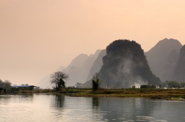 Yangshuo Guilin, Çin 'de manzara