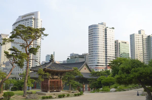 Bongeunsa buddhistiska tempel i Seoul, South Korea — Stockfoto