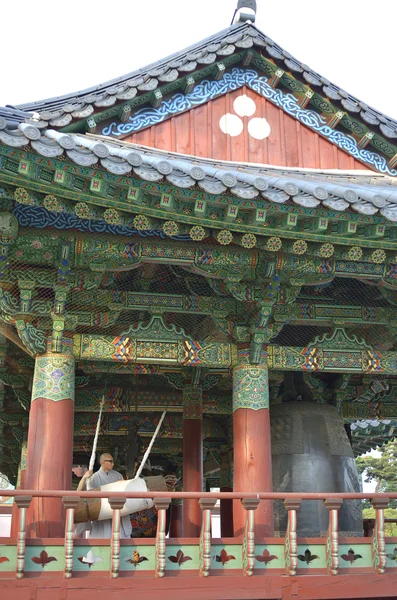 Bongeunsa buddhista templom, Szöul, Dél-Korea — Stock Fotó